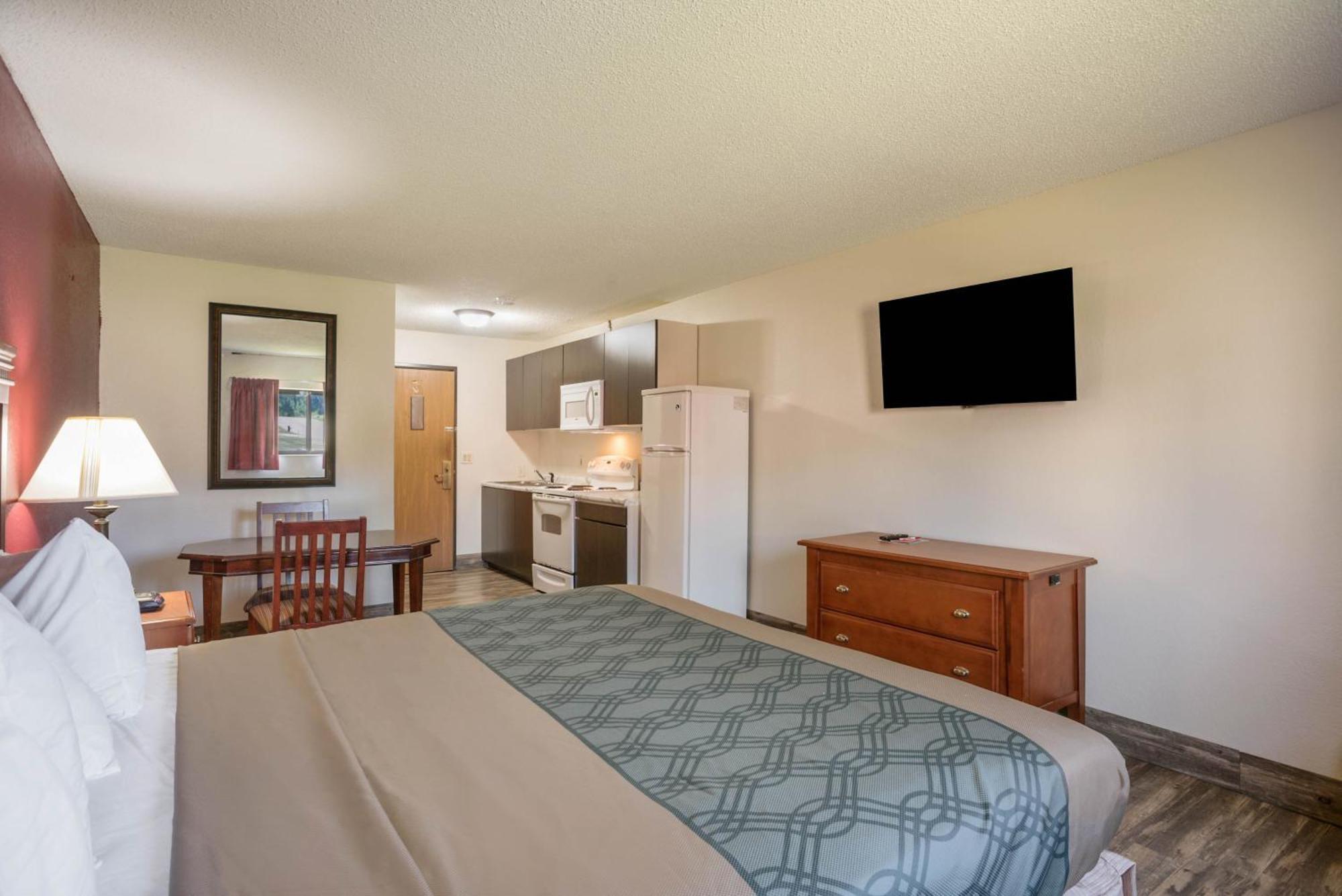 Econo Lodge Cedar Rapids Room photo
